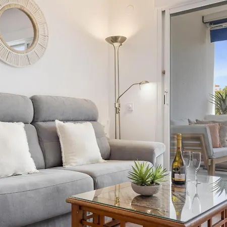 Estudio Medina Garden 232 * מארבלה