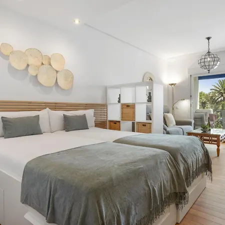 Estudio Medina Garden 232 דירה *