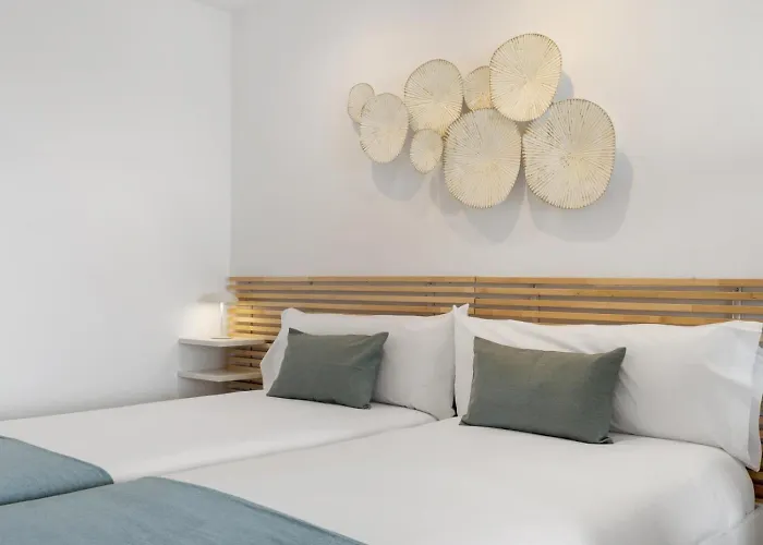 Estudio Medina Garden 232 Daire