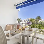 Estudio Medina Garden 232