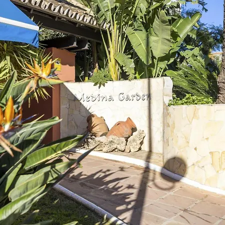 Estudio Medina Garden 232 Apartmán *